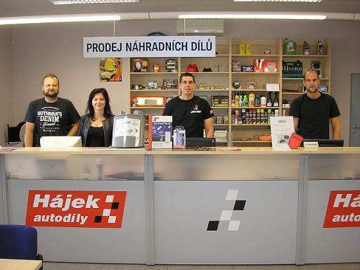 Machři z firmy Hájek autodíly